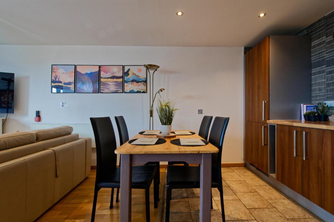 Sidemersey Livings- Convenient 1-Bedroom Flat With A View, Central Liverpool Eksteriør billede